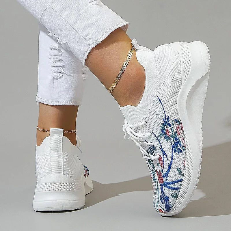 Ritinha Sneakers - Fresh and comfortable
