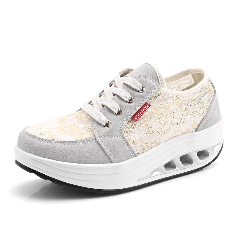Monique - Super Comfortable Sneakers