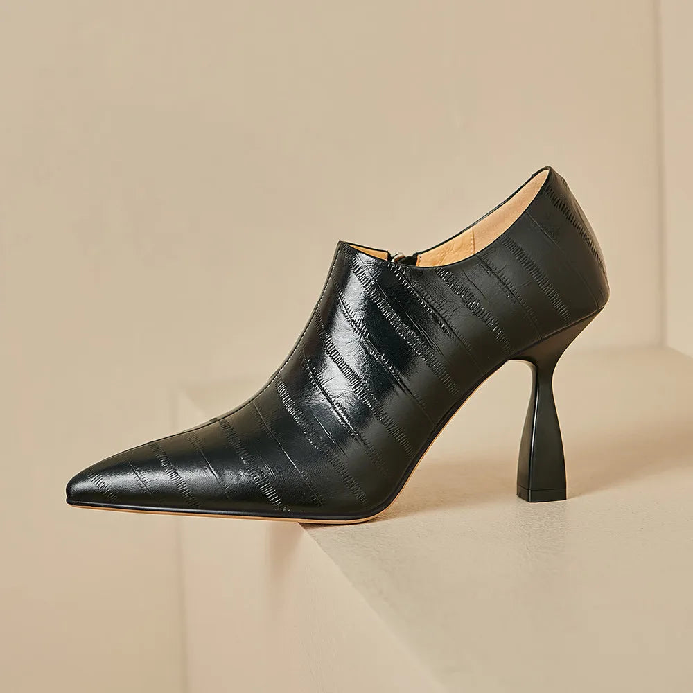 Tan Daux - Genuine Leather and Textile Shoe