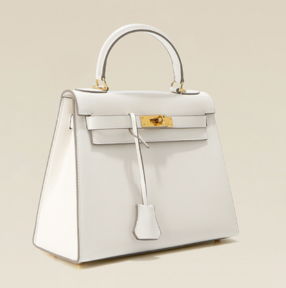 Grace Box – Bolsa Estruturada em Couro Genuíno Liso ( 28 CM )