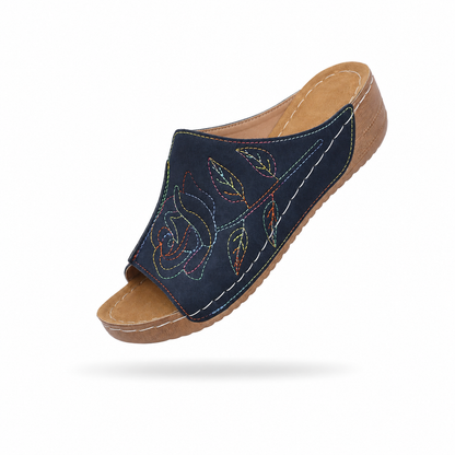 Maribelm – Chinelos Compensados Bordados