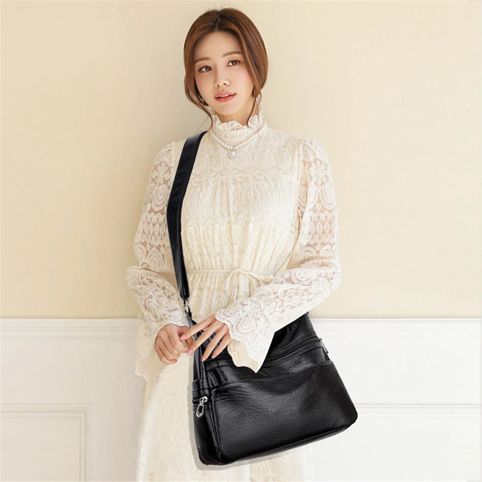 Vera Vintage – Elegant Hobo Bag