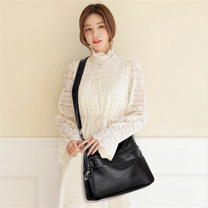 Vera Vintage – Elegant Hobo Bag
