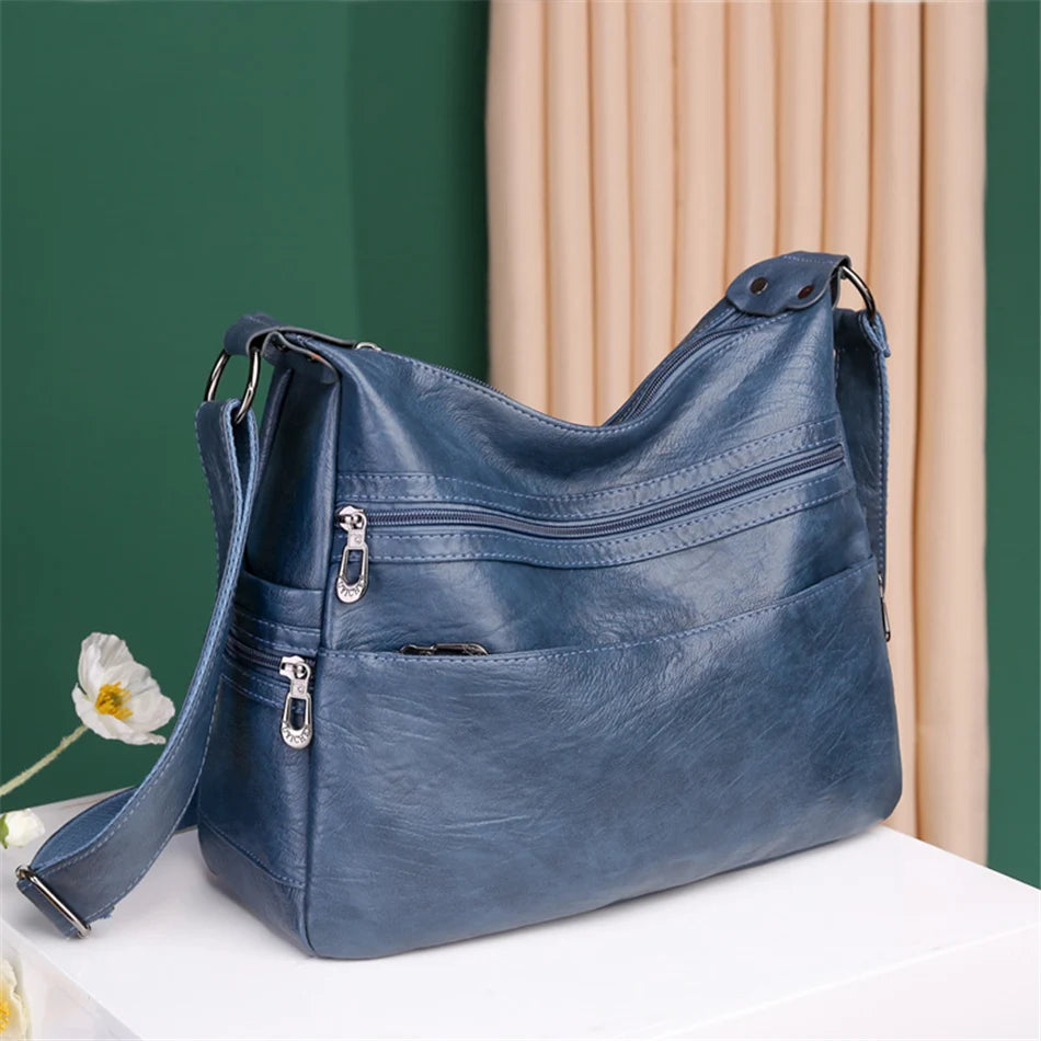 Vera Vintage – Elegant Hobo Bag