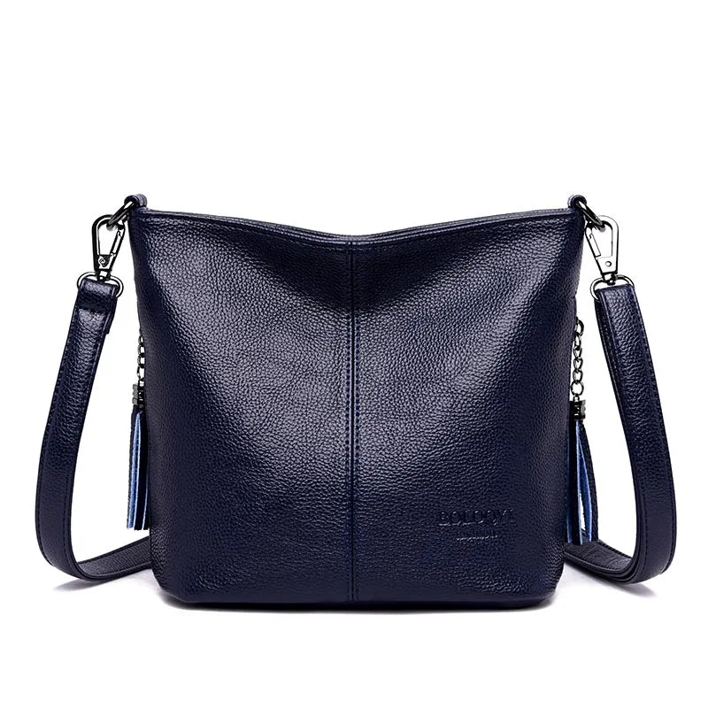 Bolsa "Lany Soft Tassel" – Elegância Casual com Estilo