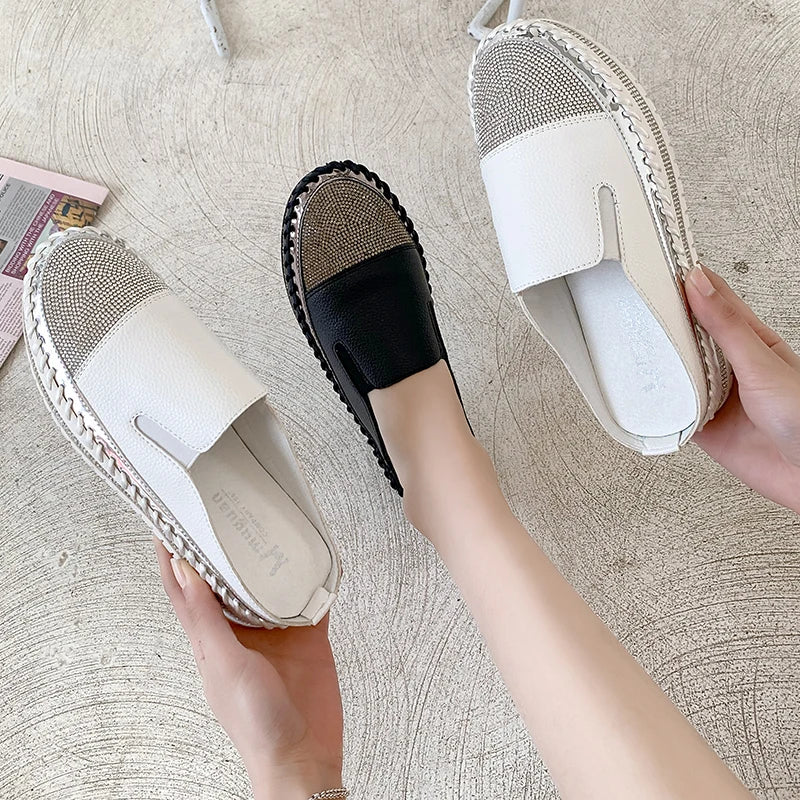 Clarissa Augusta Star Sneakers - Elegant and Comfortable