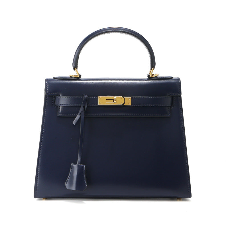 Grace Box – Bolsa Estruturada em Couro Genuíno Liso ( 28 CM )