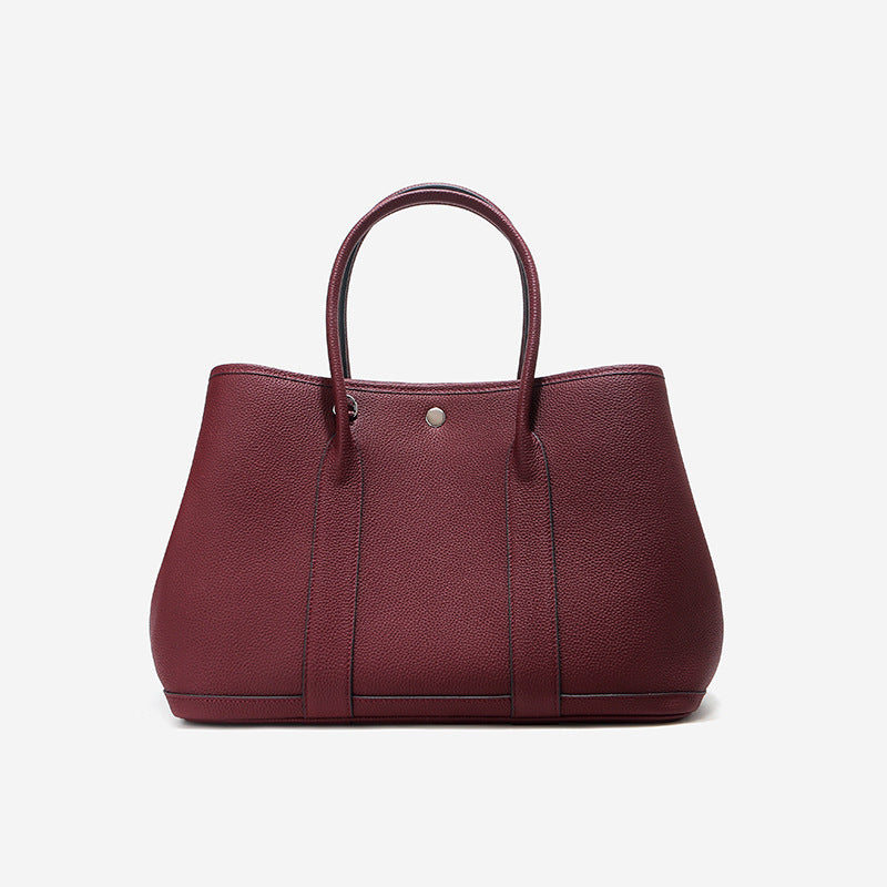 Brigitte – Bolsa Elegante em Couro Genuíno Estilo Togo