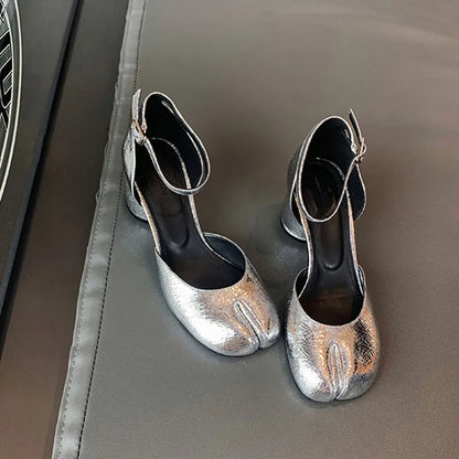 Aurora Elegance - Sapatos Mary Jane em Verniz