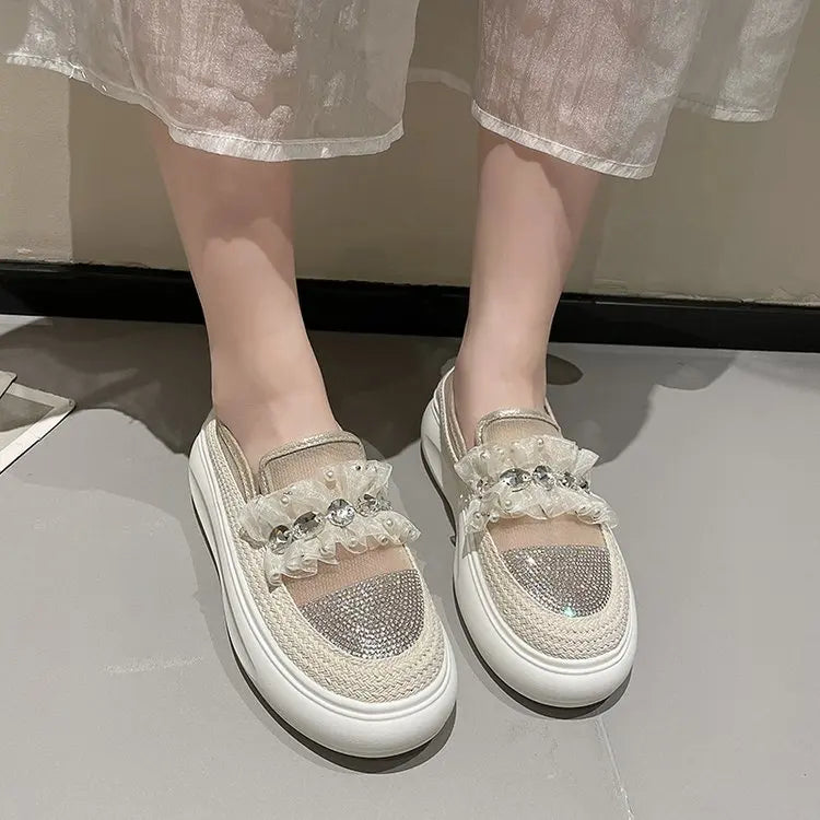 Dianna Star Sneakers - Elegant and Comfortable
