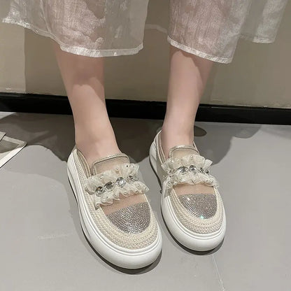Dianna Star Sneakers - Elegant and Comfortable