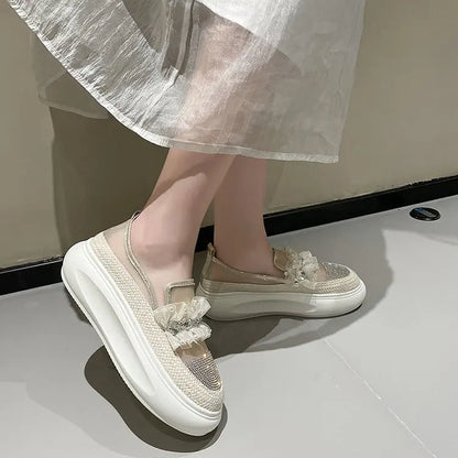 Dianna Star Sneakers - Elegant and Comfortable