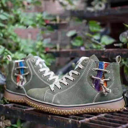 Pico Mountain Boot ⭐ - Waterproof and Lined