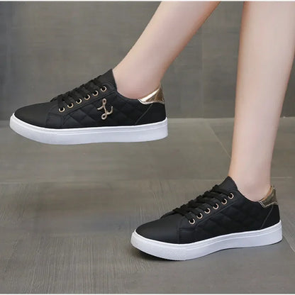 Lilly Sneakers - Elegant, Fashionable and comfortable