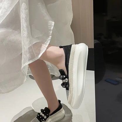 Dianna Star Sneakers - Elegant and Comfortable