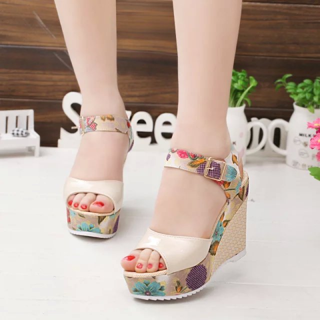 Platform Sandals - AnaFlora