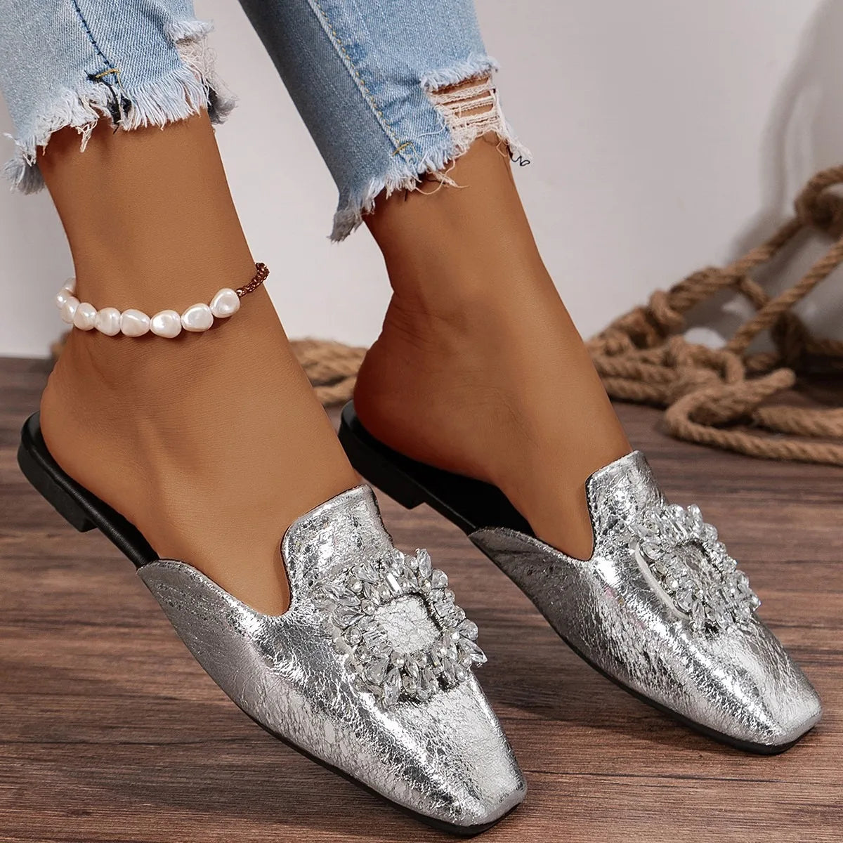Jackie - Super Comfortable Mule