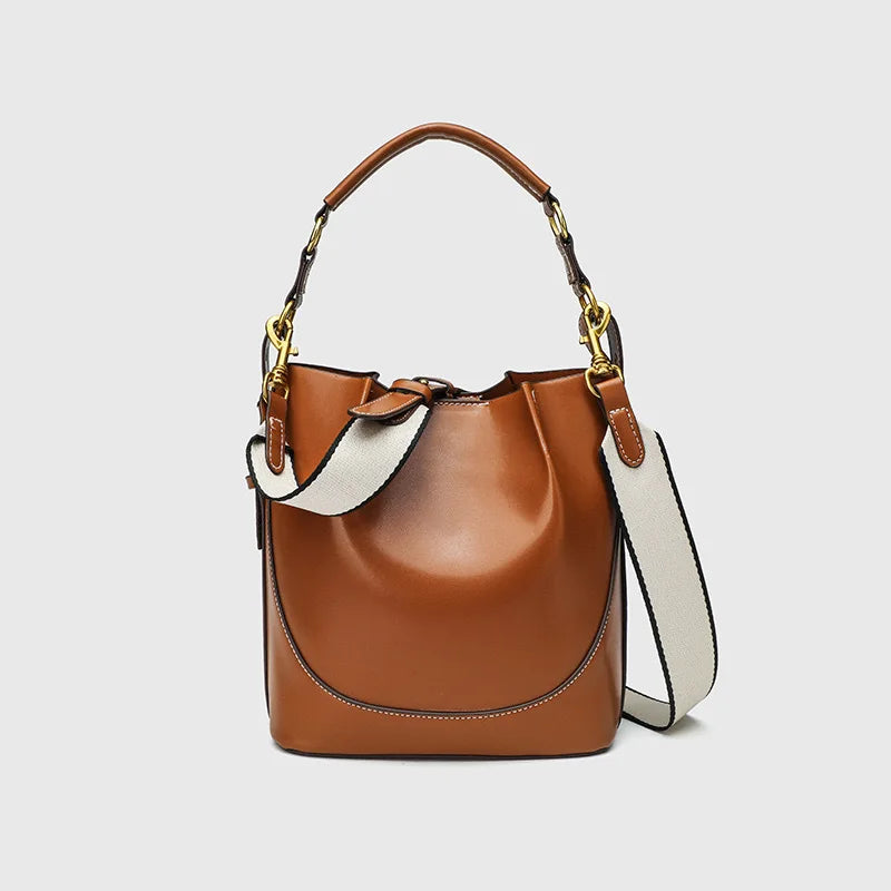 Madalena Basket Bag – Casual Elegance