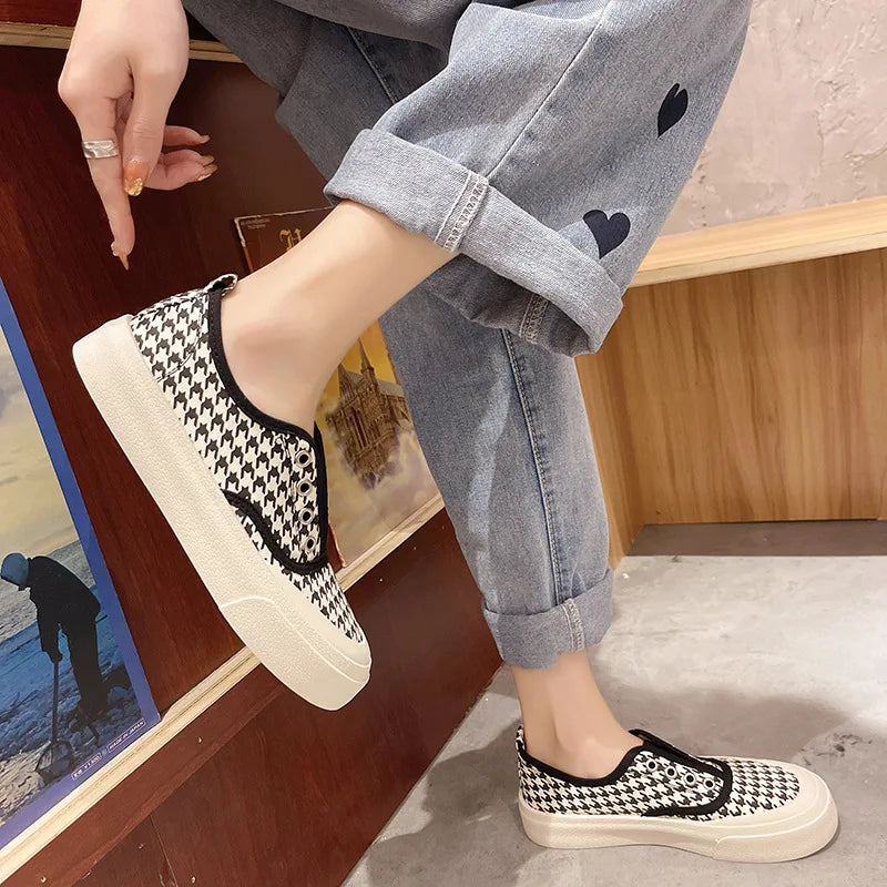 Martina - Casual Tennis Shoes