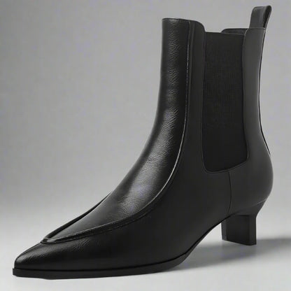 Valeria Daux - Elegant Genuine Suede Boot