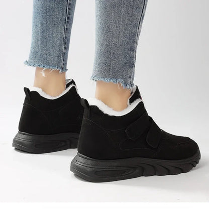 Julie Sanna - Super Comfortable and Warm Boot Trainers