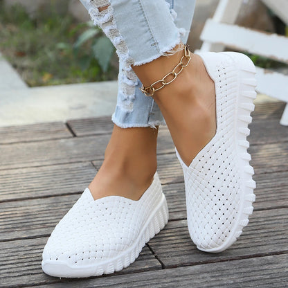 Buuk - Women's Super Comfortable Sneakers