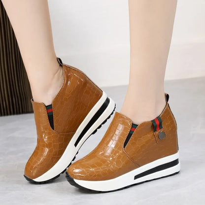 Elisa Toulouse - Comfortable and Stylish Platform Trainers