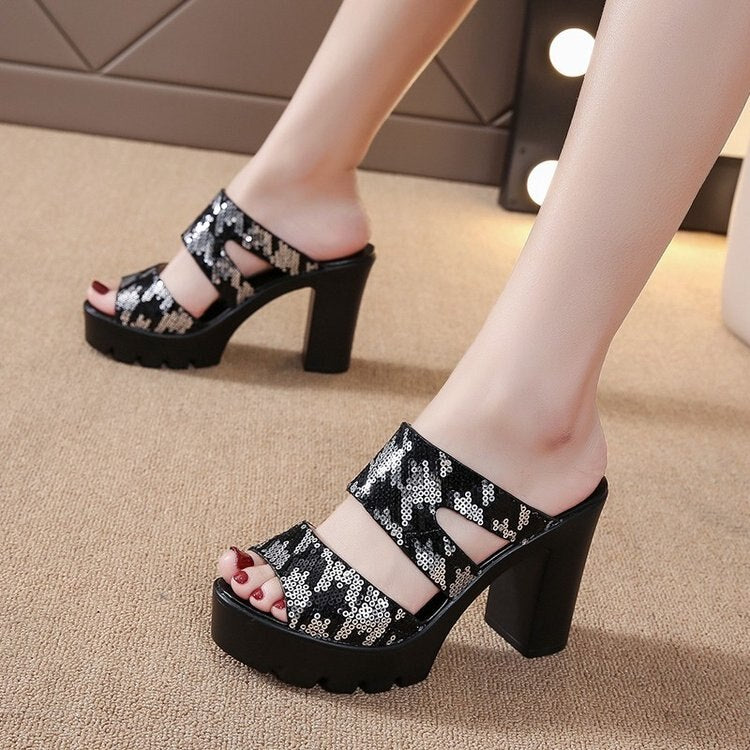 Platform Sandal - Monnica
