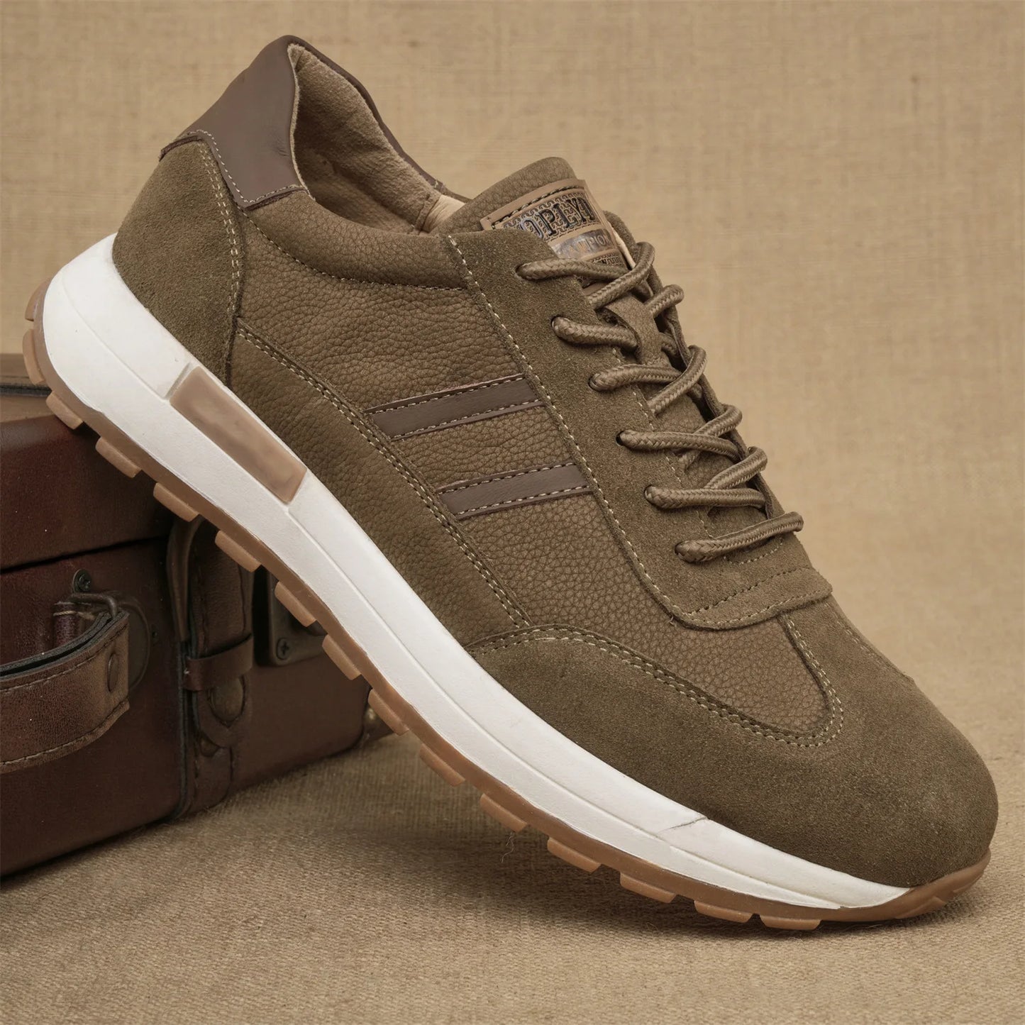 Lusitanna Retro Runner Leather