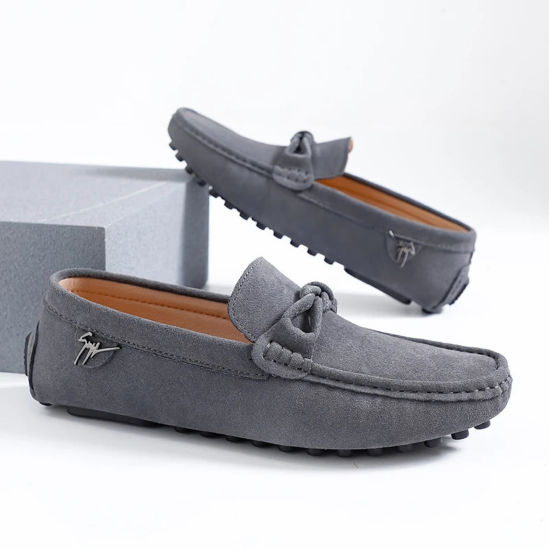Edward - Mocassins Elegantes em Camurça