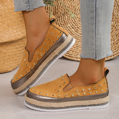 Clarissa Classy Retton Sneakers - Stylish and Comfortable