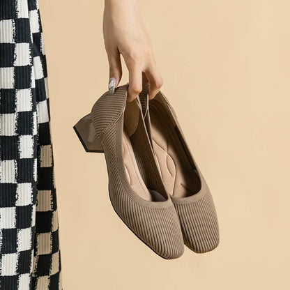 Miss Retro - Very Elegant and Comfortable Block Heel Shoe