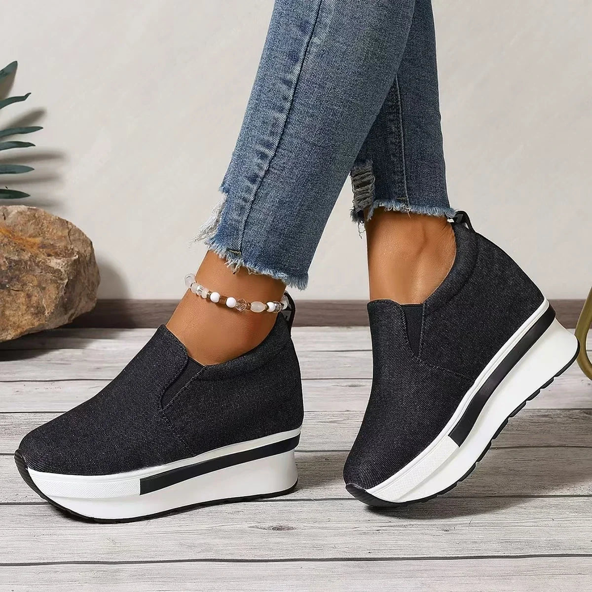 Women's Elisa Jeans Sneakers
