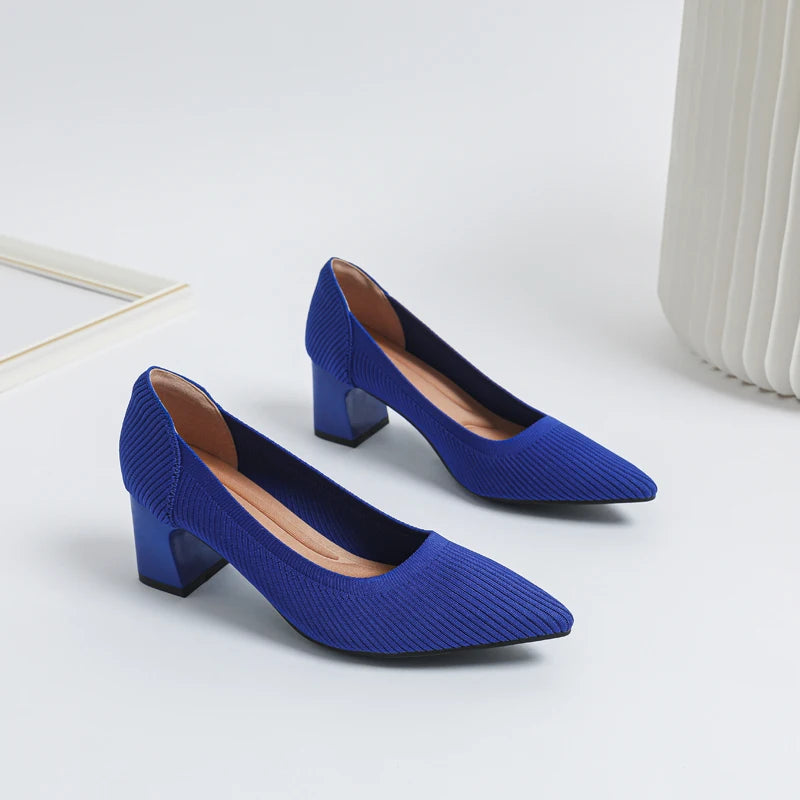 Victoria Pump - Very Elegant and Comfortable Mid-Heel Shoe