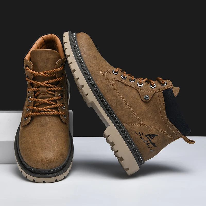 Lusitanna Cesar Boot - Bota Masculina Retro em Couro Split Leather