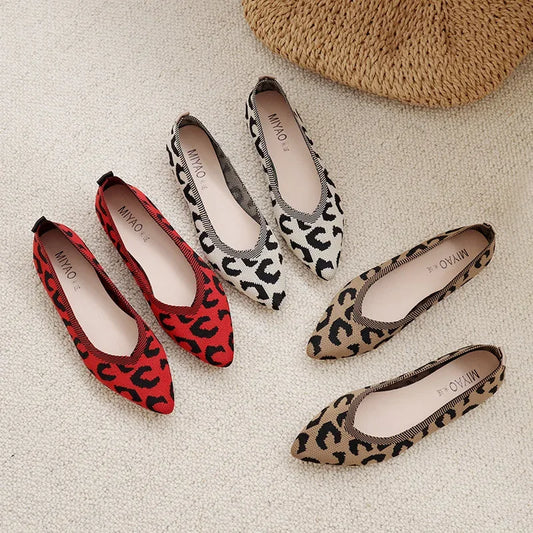 Leopard Fashion - Chaussure de style ballerine très élégante et confortable.