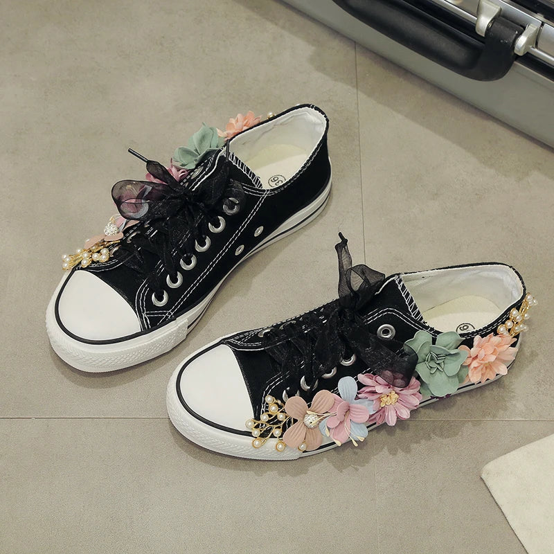 Flora 2 - Super Comfortable Casual Sneakers