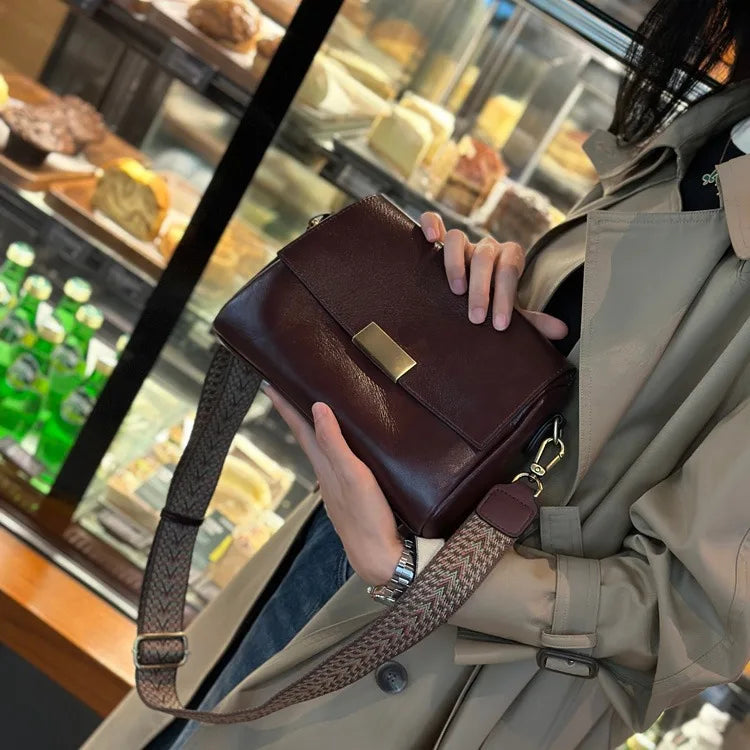 Bianca Crossbody Bag in Genuine Leather – Casual Elegance
