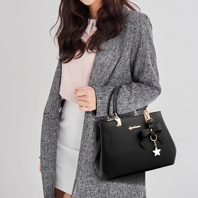 Laura Bag – Casual Elegance