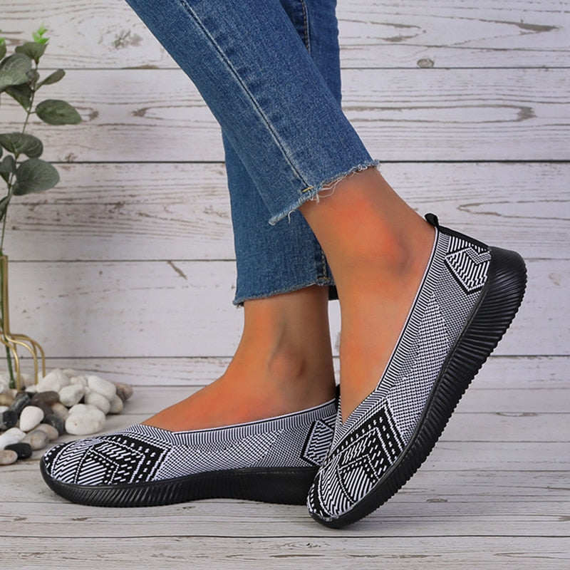 Suzanna - Super Comfortable Shoe