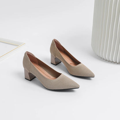 Victoria Pump - Very Elegant and Comfortable Mid-Heel Shoe
