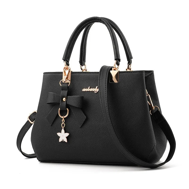 Laura Bag – Casual Elegance