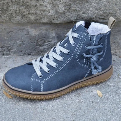 Pico Mountain Boot ⭐ - Waterproof and Lined