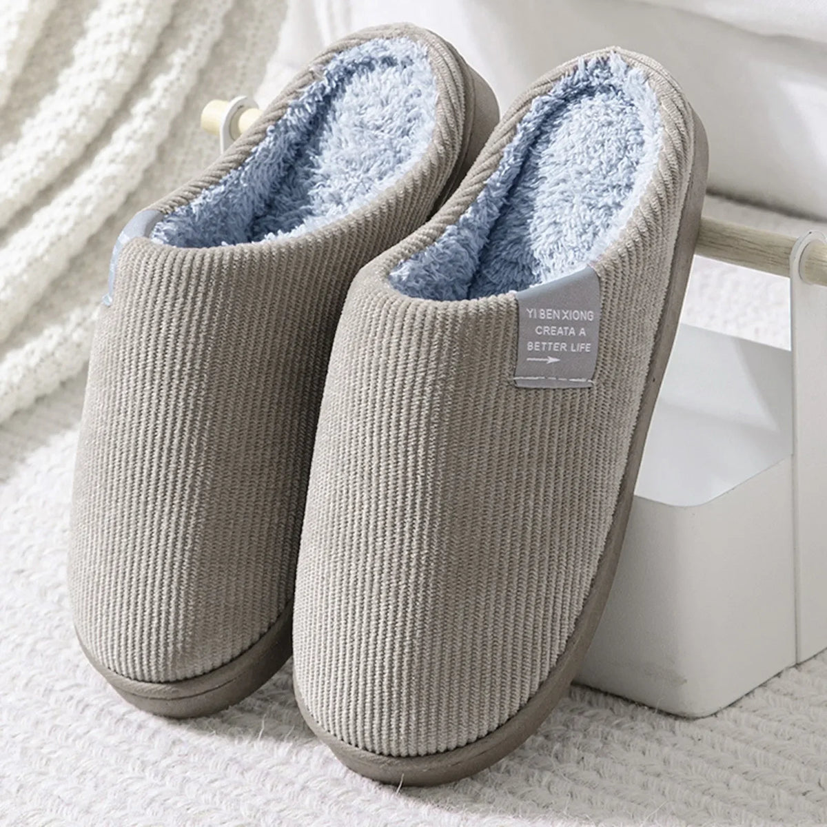Frosthaven – Pantufas de Homem