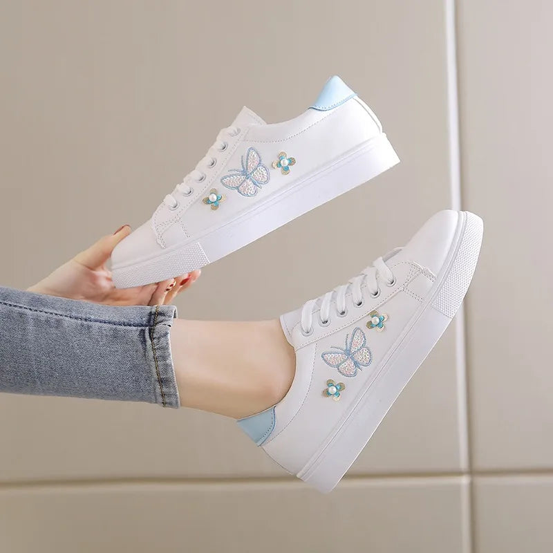 Julinha Sneakers - Fresh and comfortable