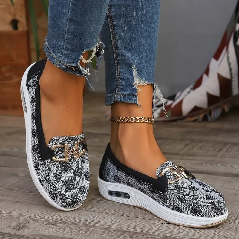 Cristina Marie Dianna - Women's Super Comfortable Casual Loafer