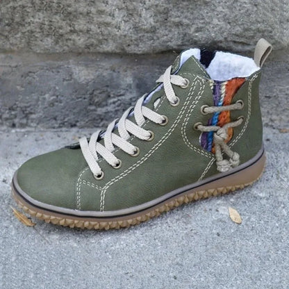 Pico Mountain Boot ⭐ - Waterproof and Lined