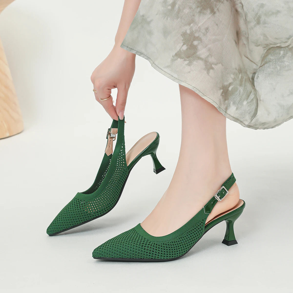 Diana - Very Elegant and Comfortable Mid-Heel Shoe