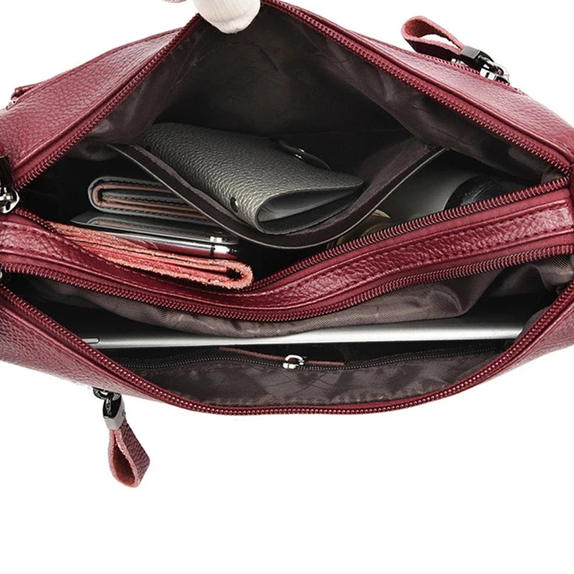 Bolsa “Nappa Lux” – Couro Vegan Impermeável com Estilo Casual Premium