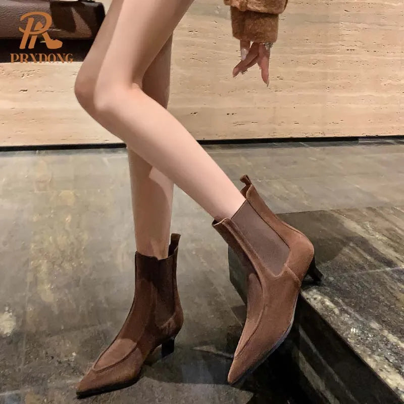 Valeria Daux - Elegant Genuine Suede Boot